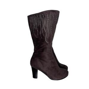 Midnight Velvet Brown Suede Beaded Heeled Boots 9W